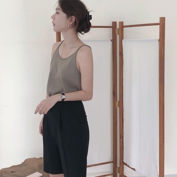 4 cách diện quần shorts mùa hè đơn giản mà đẹp hết chỗ chê