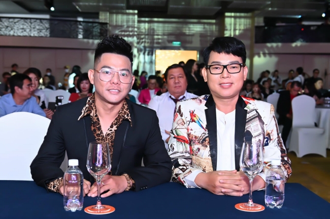 Cây cọ vàng 2022 phát sóng theo chương trình truyền hình thực tế