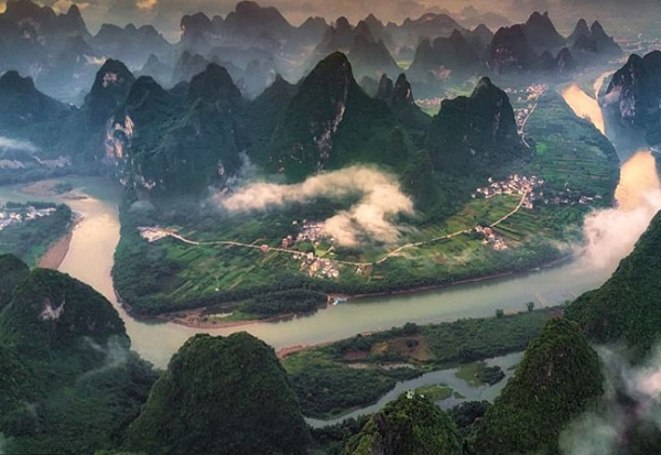 Chóng mặt với view từ trên cao nhìn xuống xứ triệu hoa