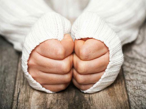 Đừng coi thường khi chân tay lạnh cóng vào mùa đông