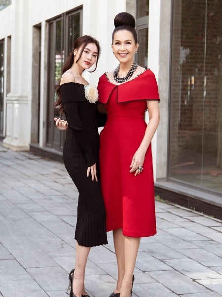 Lan Ngọc, Lê Thúy gợi ý những trang phục thời thượng cho mùa lạnh cuối năm