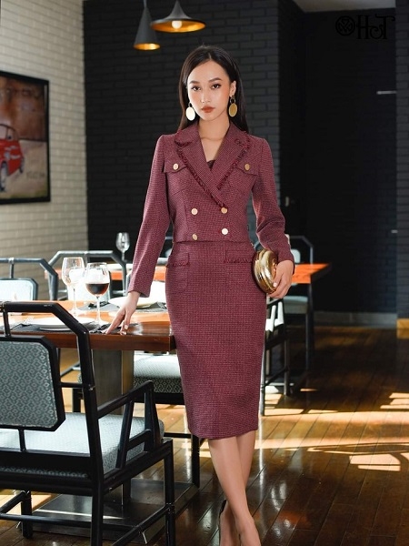 Những mẫu váy tweed không thể thiếu trong mùa Đông