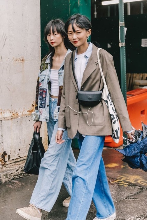 Quên kiểu quần jeans bó giò đi, đây mới là mốt jeans thống trị 2019