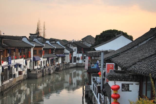 Từ bến Thượng Hải quay ngược về quá khứ tại những thị trấn lãng mạn này