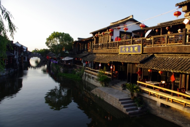 Từ bến Thượng Hải quay ngược về quá khứ tại những thị trấn lãng mạn này