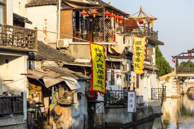 Từ bến Thượng Hải quay ngược về quá khứ tại những thị trấn lãng mạn này