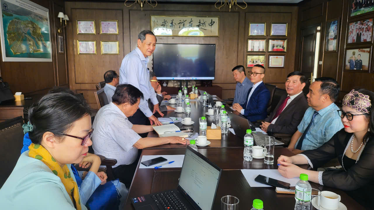 VOCA hợp tác Tập đoàn Đông Y Dược Việt Nam: Đưa tinh dầu, mỹ phẩm thiên nhiên và y học cổ truyền vươn xa trong kỷ nguyên mới
