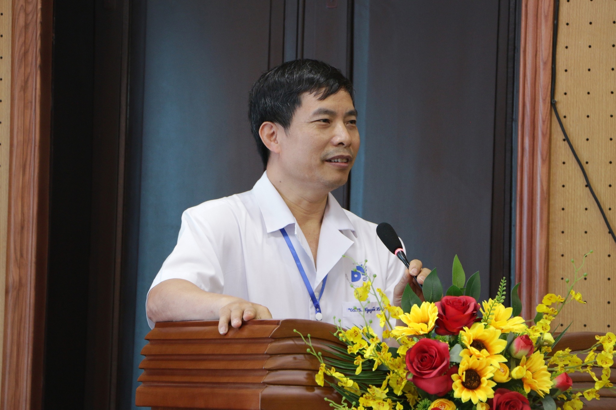 GS.TS Nguyễn Hữu Sáu - Phó Giám đốc Bệnh viện Da liễu Trung ương.