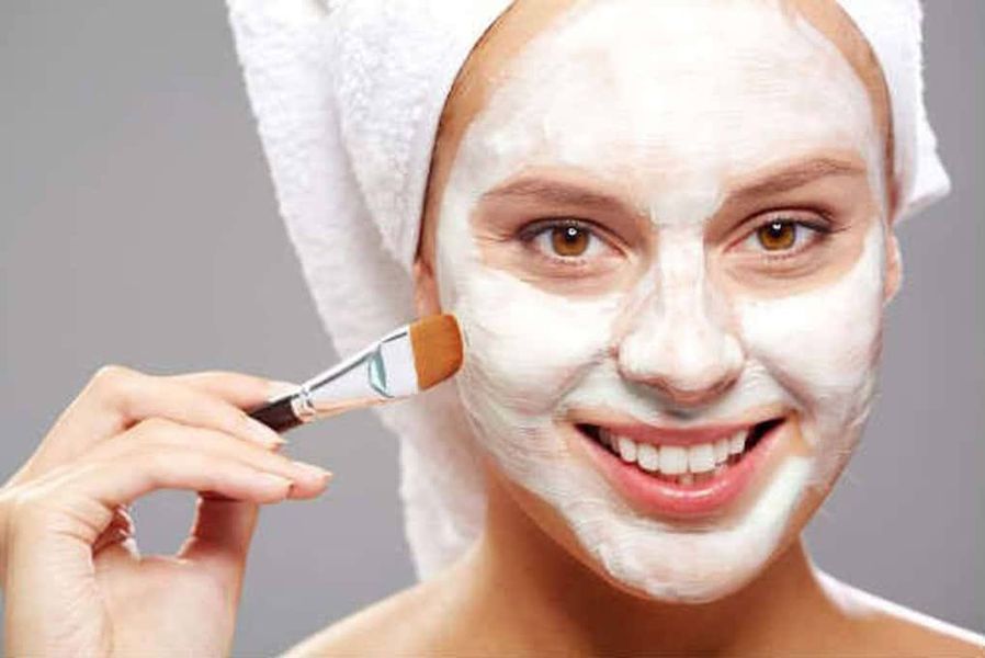 Bạch chỉ - một vị thuốc dưỡng nhan tiêu biểu, vừa có giá trị y học, vừa được ứng dụng rộng rãi trong chăm sóc da.