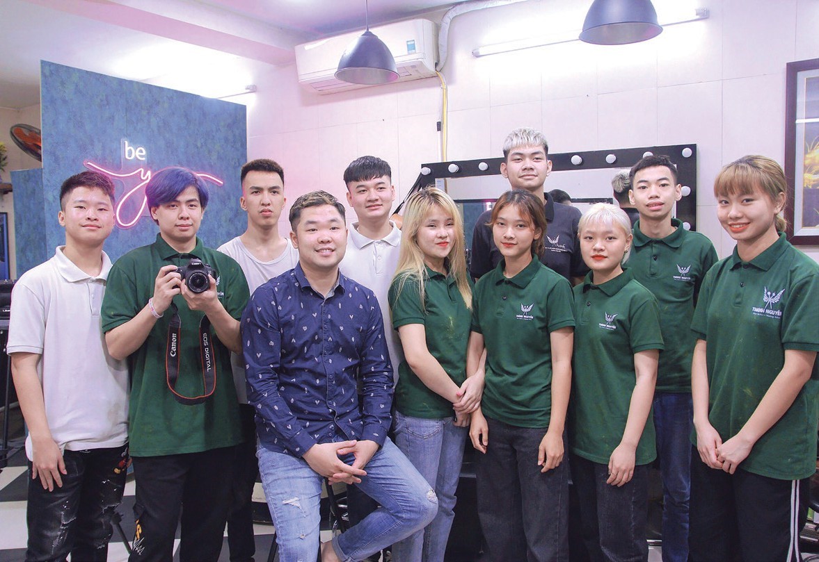 Thành Nguyễn và các đồng nghiệp