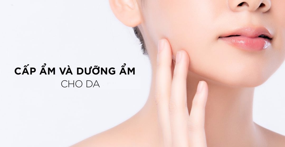 Cấp ẩm, dưỡng ẩm cho da là bước quan trọng giúp làn da tươi trẻ.