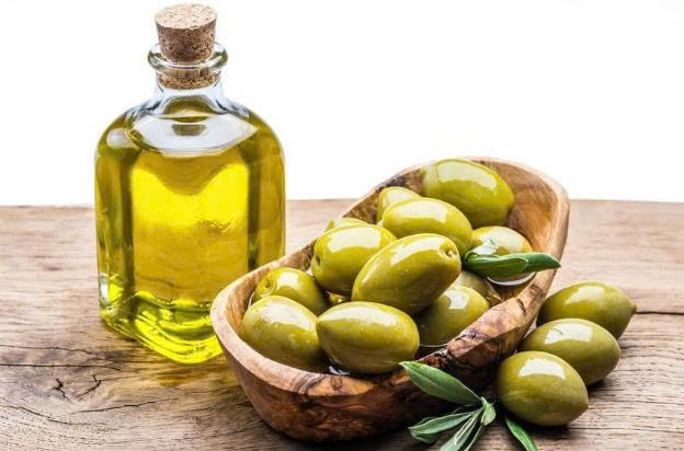 Dầu ô liu chỉ phát huy hiệu quả làm đẹp khi được sử dụng đúng cách và phù hợp với từng loại da