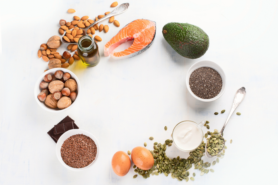 Thực phẩm giàu chất béo lành mạnh.