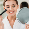 Làm gì để giảm tác động tiêu cực của mỹ phẩm lên da?
