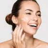 6 sản phẩm chăm sóc da phụ nữ tuổi 40 nên sử dụng