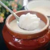Mỡ lợn phục hồi tóc khô xơ và kích thích mọc tóc