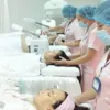 Xu hướng làm đẹp mới: Ưa tối giản, không biến đổi 'lột xác'