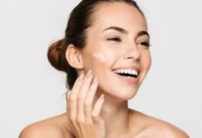 Salicylic Acid là gì? Tác dụng của Salicylic Acid trong chăm sóc da