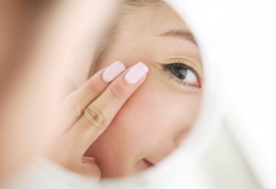 Mẹo chăm sóc vùng da quanh mắt, giảm nếp nhăn