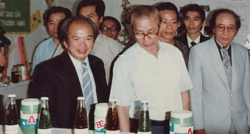 Những ngày đầu thành lập Hiệp hội Tinh dầu - Hương liệu - Mỹ phẩm Việt Nam - Hành trình khởi nguồn từ những giọt hương của đất Việt