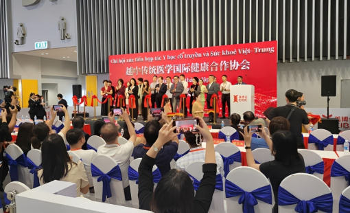 CIBE 2025 khai mạc tại TP.HCM: Mỹ phẩm khoa học công nghệ cao dẫn dắt xu hướng làm đẹp bền vững