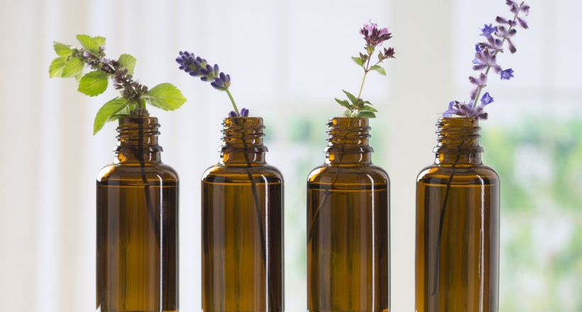 Bốn loại tinh dầu thường dùng trong điều trị mất ngủ