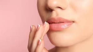 3 bí quyết trị môi thâm và khôi phục sắc hồng tự nhiên