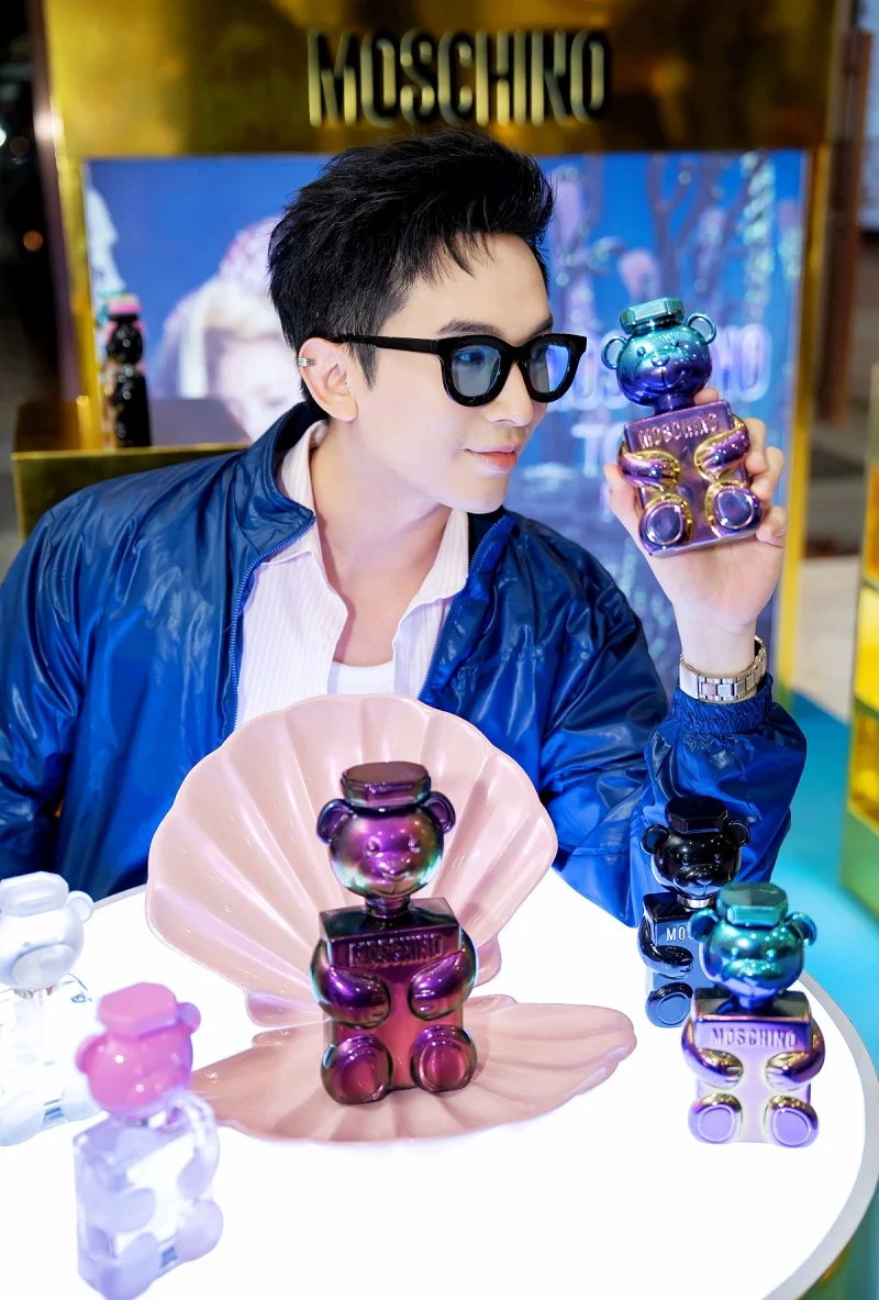 the-gioi-thuy-cung-den-tu-huong-thom-moschino-toy-2-pearl_67164458b9c72.jpg