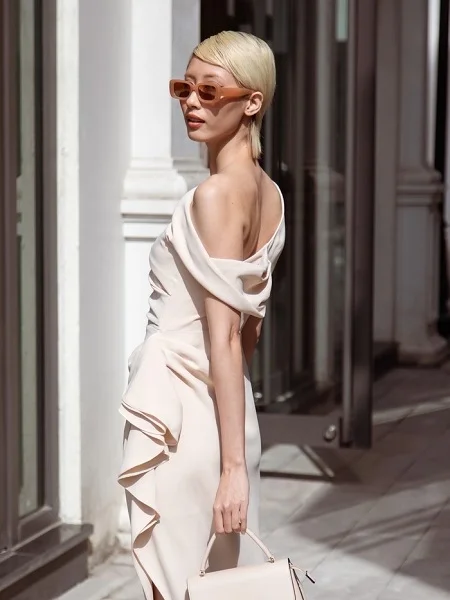 Lan Ngọc, Lê Thúy gợi ý những trang phục thời thượng cho mùa lạnh cuối năm