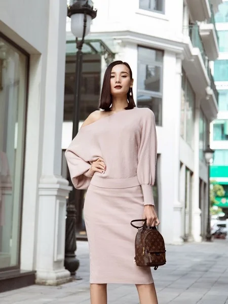 Lan Ngọc, Lê Thúy gợi ý những trang phục thời thượng cho mùa lạnh cuối năm