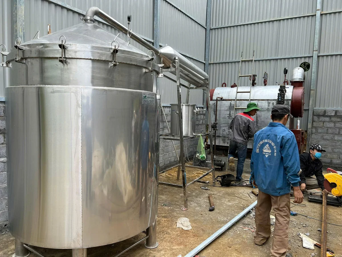 Hệ thống chưng cất tinh dầu truyền thống
