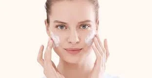 Làm sạch, sửa chữa và bảo vệ – những nền tảng giúp duy trì sức khỏe làn da lâu dài.